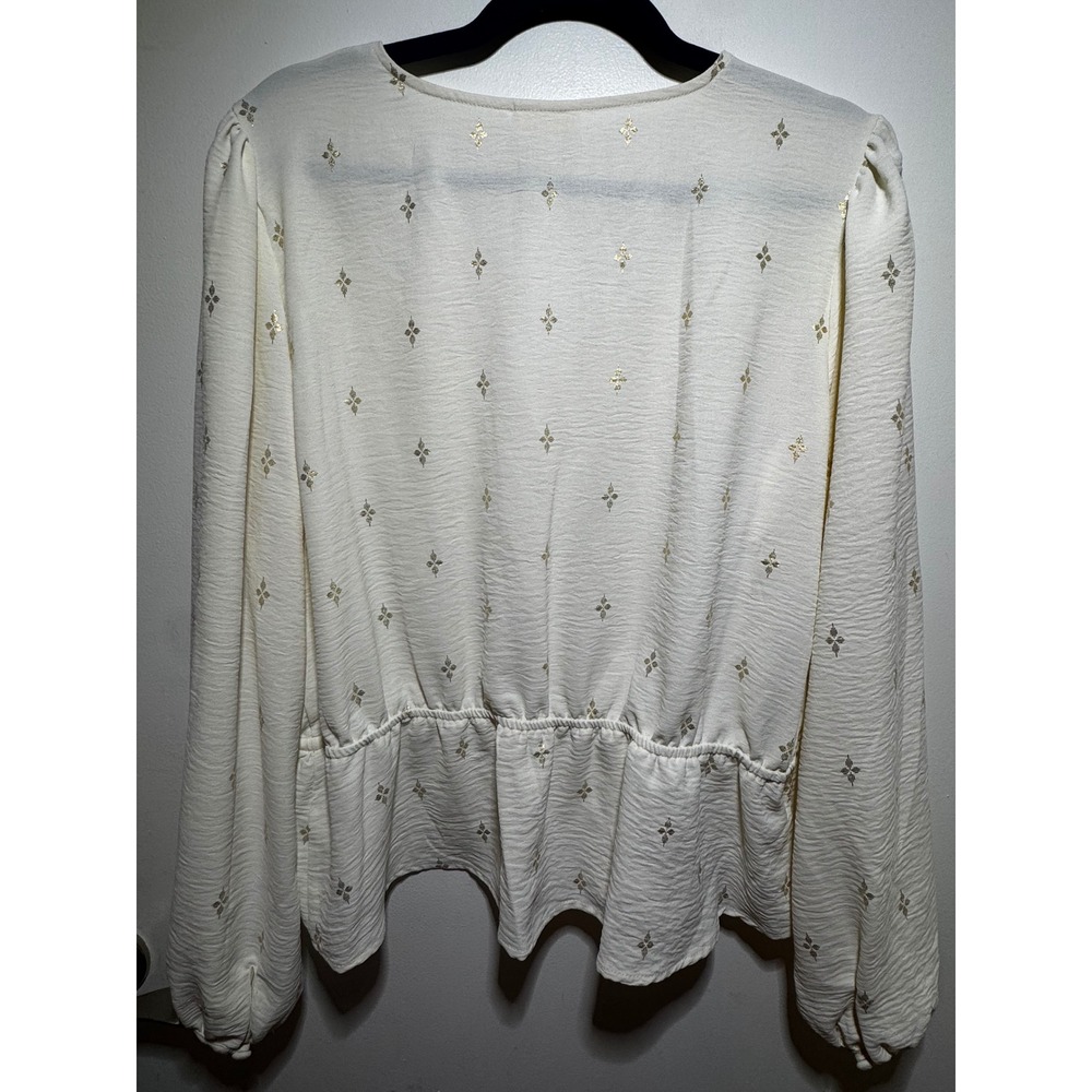 a.n.a long sleeve blouse - Picture 3 of 4